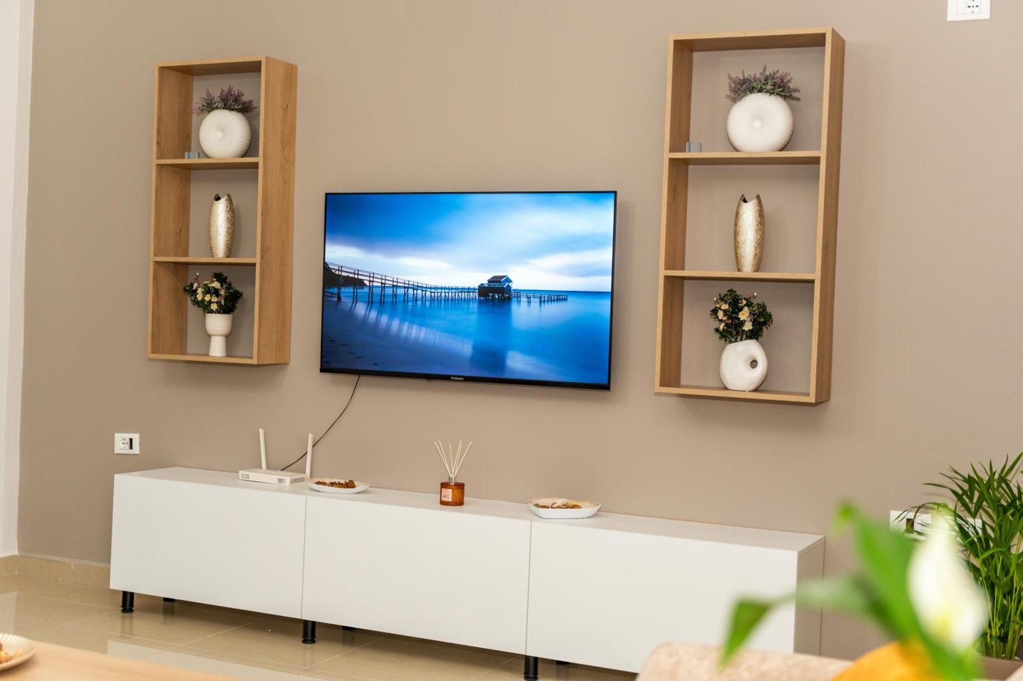A&V Apartments Saranda Kültér fotó