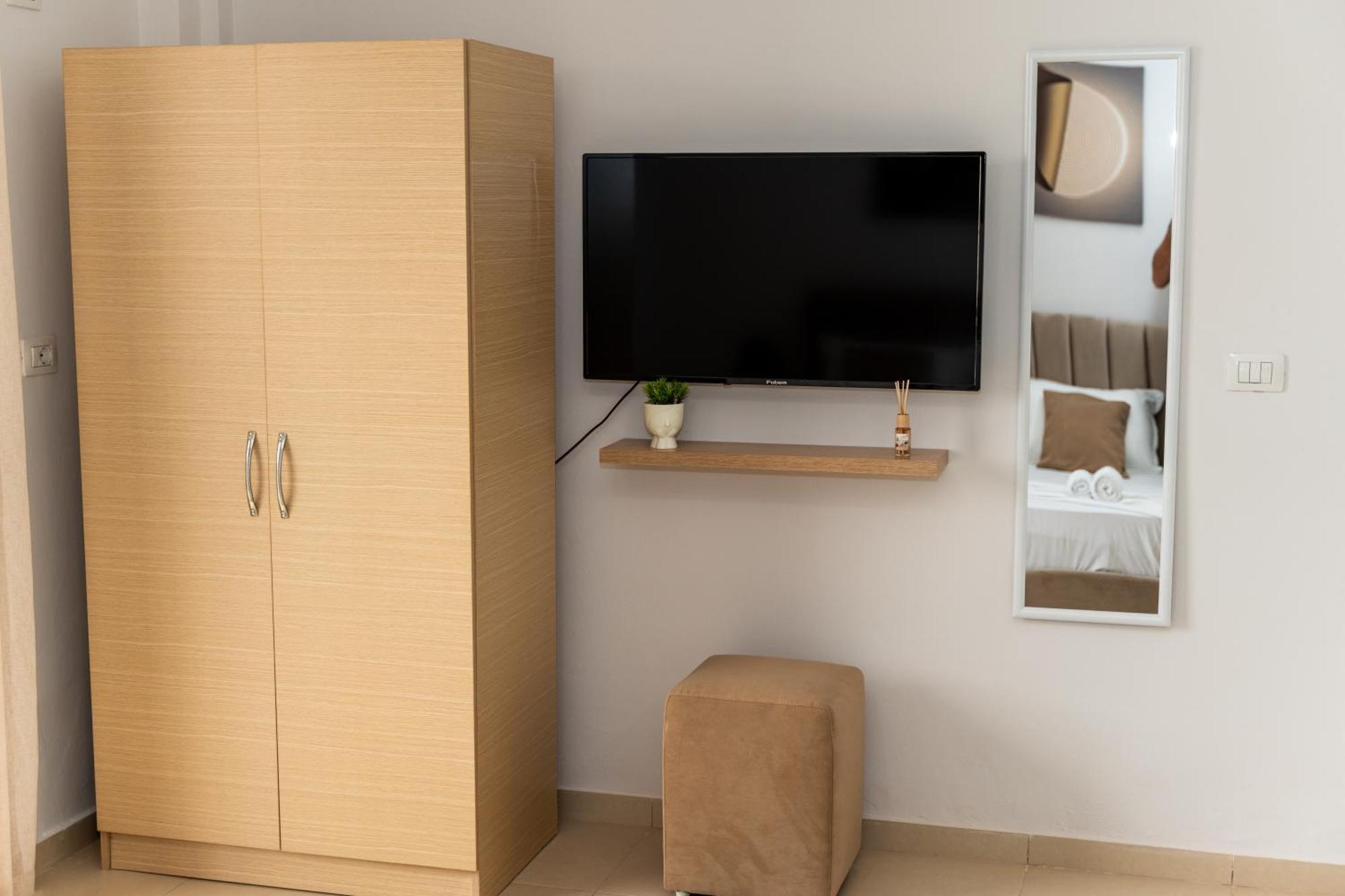 A&V Apartments Saranda Kültér fotó