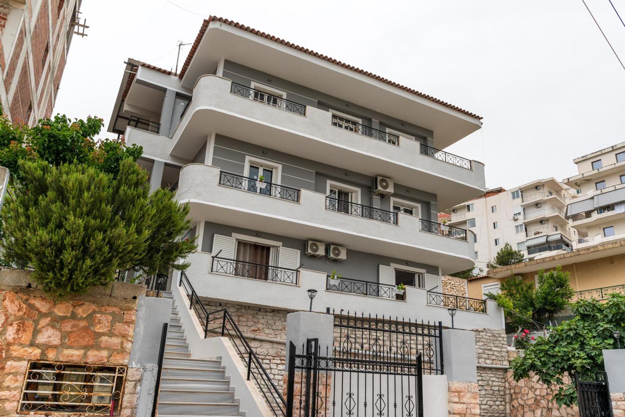 A&V Apartments Saranda Kültér fotó